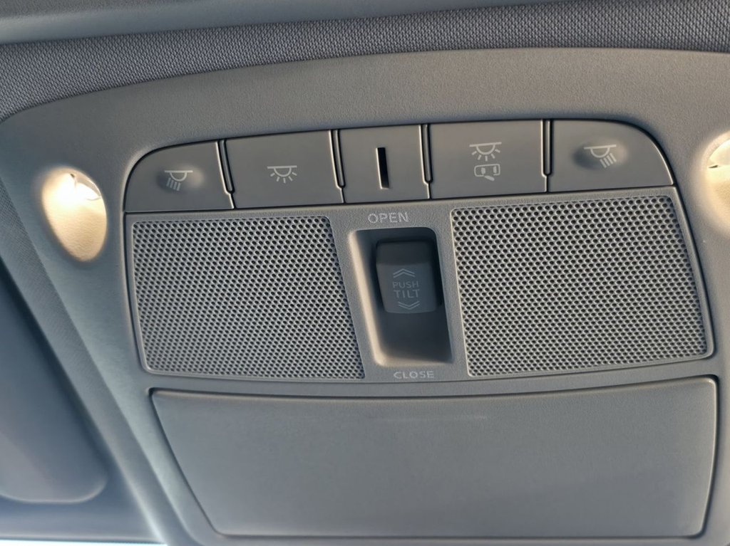 Used Nissan X-Trail 2018 for sale - 77655195: Photo 32