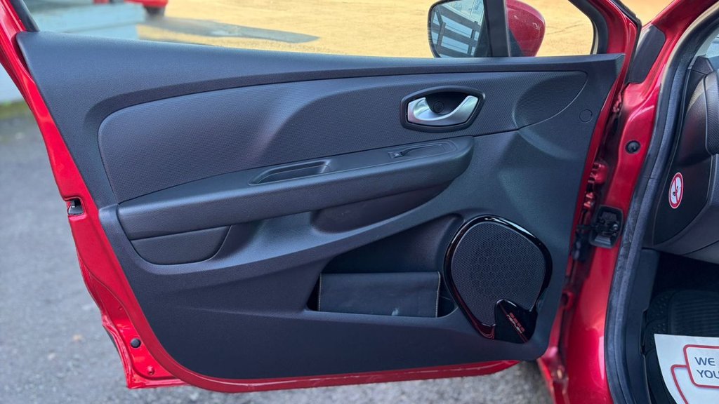 Used Renault Clio 2019 for sale - 77499283: Photo 32