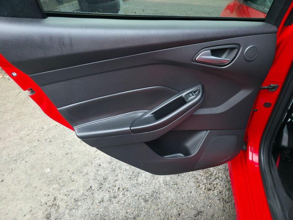 Used Ford Focus 2012 for sale - 77498992: Photo 28