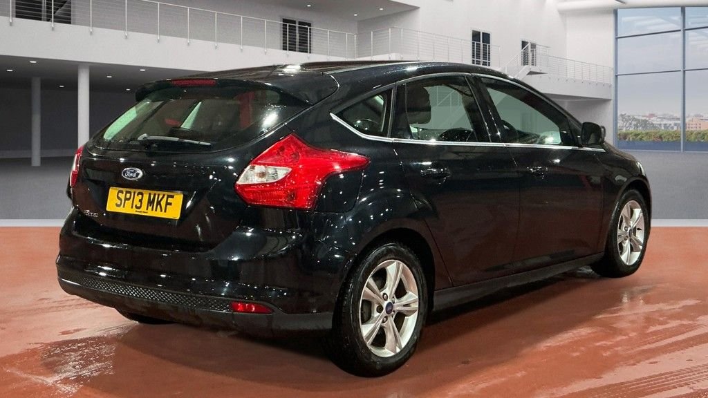 Used Ford Focus 2013 for sale - 77464058: Photo 4