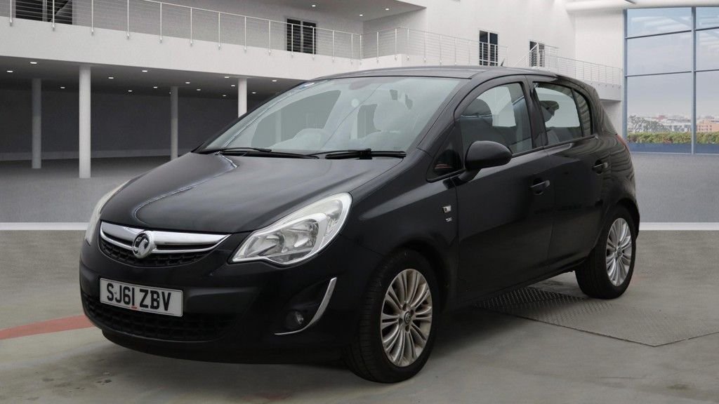 Used Vauxhall Corsa 2011 for sale - 77452018: Photo 2