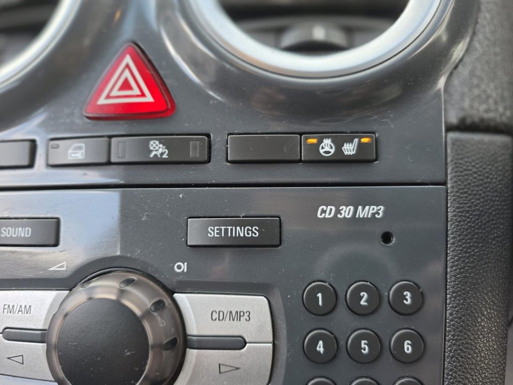 Used Vauxhall Corsa 2011 for sale - 77452018: Photo 31