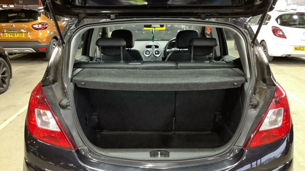 Used Vauxhall Corsa 2011 for sale - 77452018: Photo 7