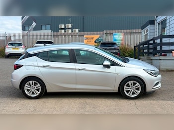 Used Vauxhall Astra 2017 for sale - 79530163: Photo