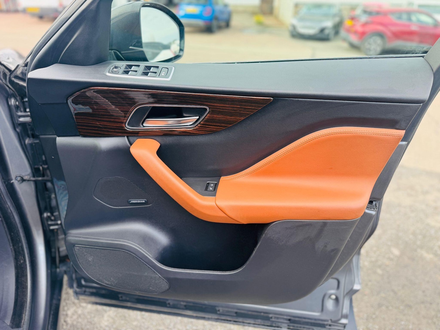 Used Jaguar F-Pace 2017 for sale - 76994575: Photo 29