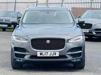 Used Jaguar F-Pace 2017 for sale - 76994575: Photo