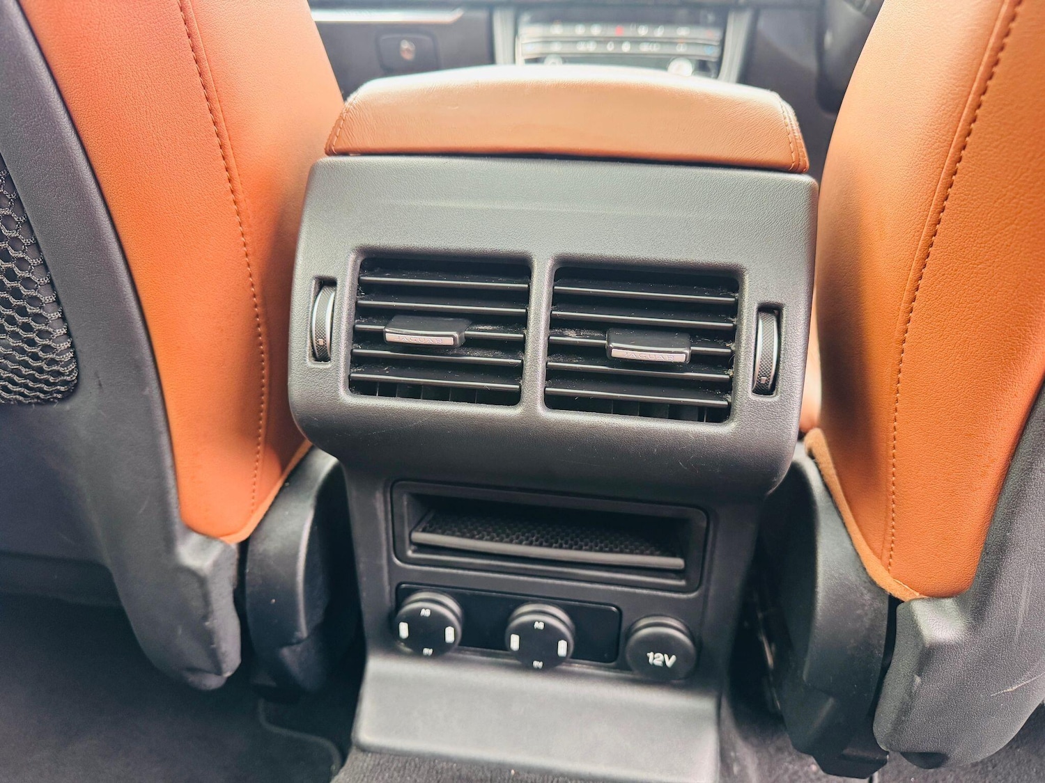 Used Jaguar F-Pace 2017 for sale - 76994575: Photo 33