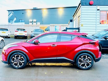 Used Toyota C-HR 2024 for sale - 77341719: Photo