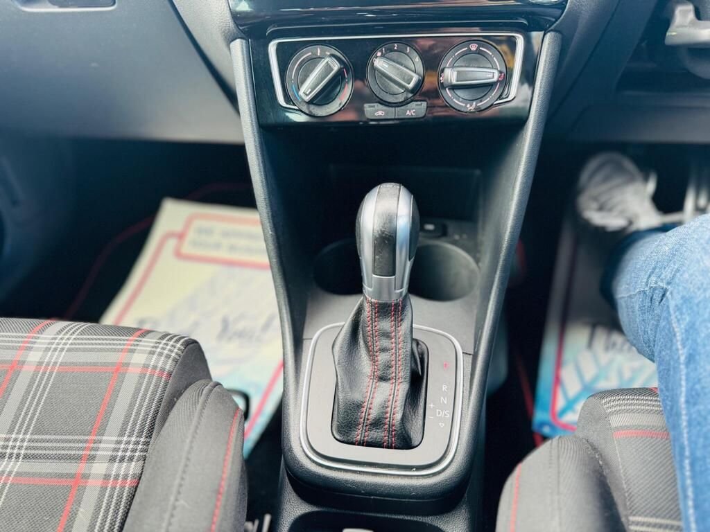 Used Volkswagen Polo 2016 for sale - 77147830: Photo 26