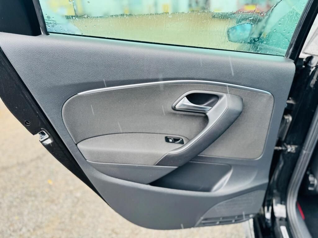 Used Volkswagen Polo 2016 for sale - 77147830: Photo 33