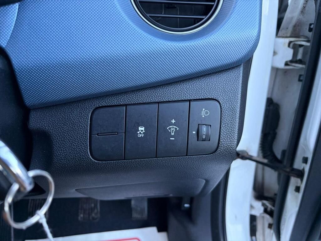 Used Hyundai i10 2015 for sale - 77147800: Photo 20