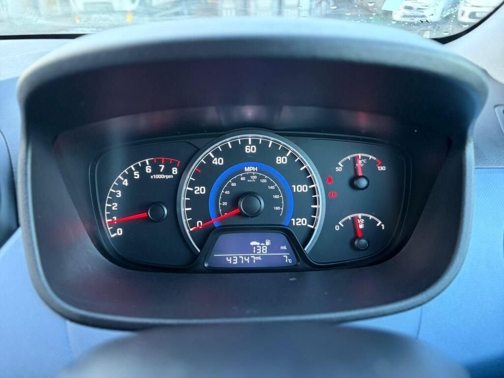 Used Hyundai i10 2015 for sale - 77147800: Photo 28