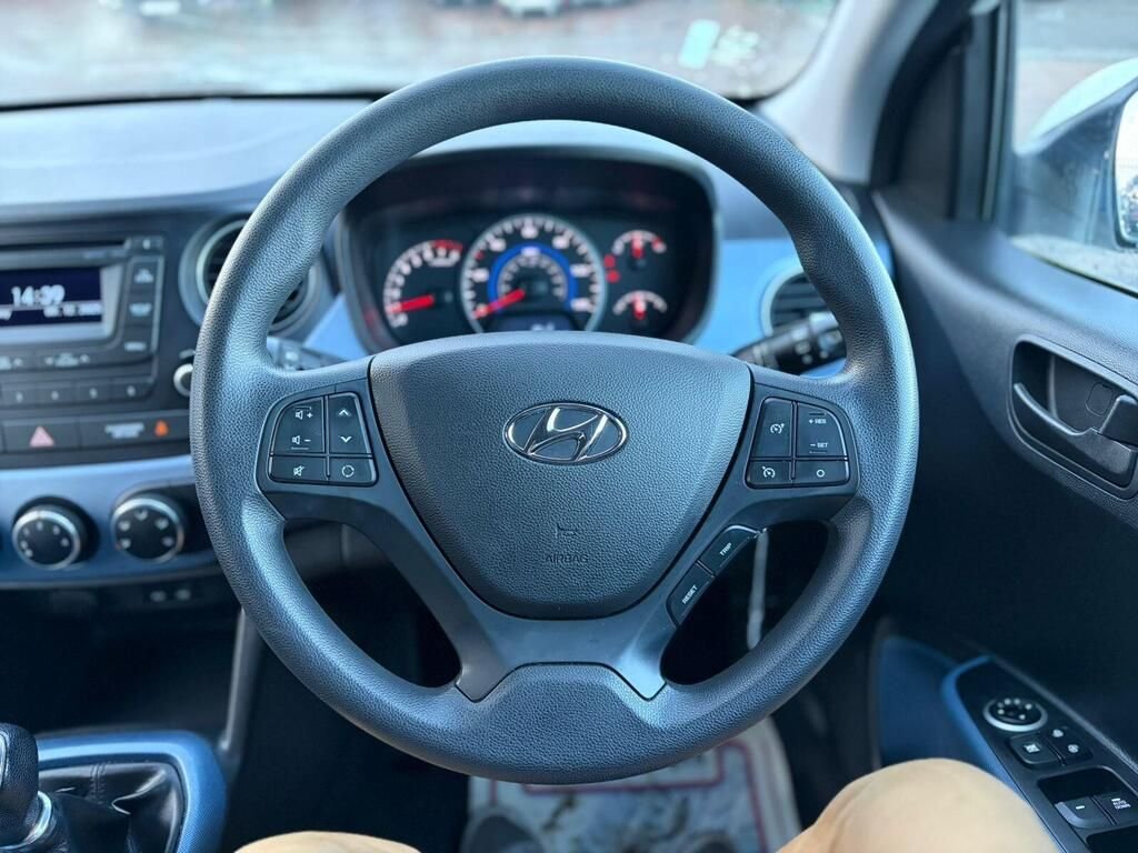 Used Hyundai i10 2015 for sale - 77147800: Photo 30