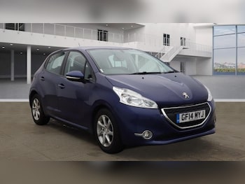 Used Peugeot 208 2014 for sale - 77734529: Photo