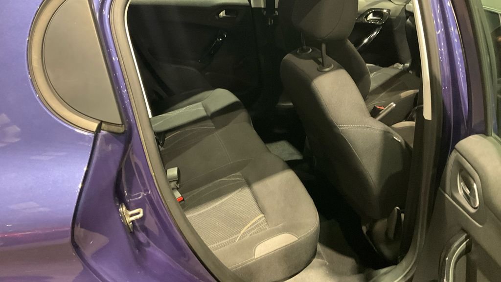 Used Peugeot 208 2014 for sale - 77734529: Photo 8