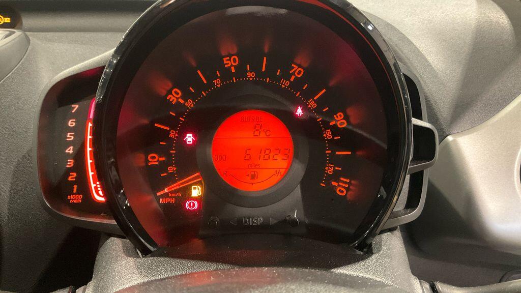 Used Toyota AYGO 2016 for sale - 76953167: Photo 10