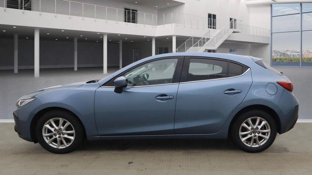 Used Mazda Mazda3 2015 for sale - 76952266: Photo 4
