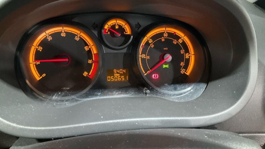 Used Vauxhall Corsa 2012 for sale - 77463998: Photo 8