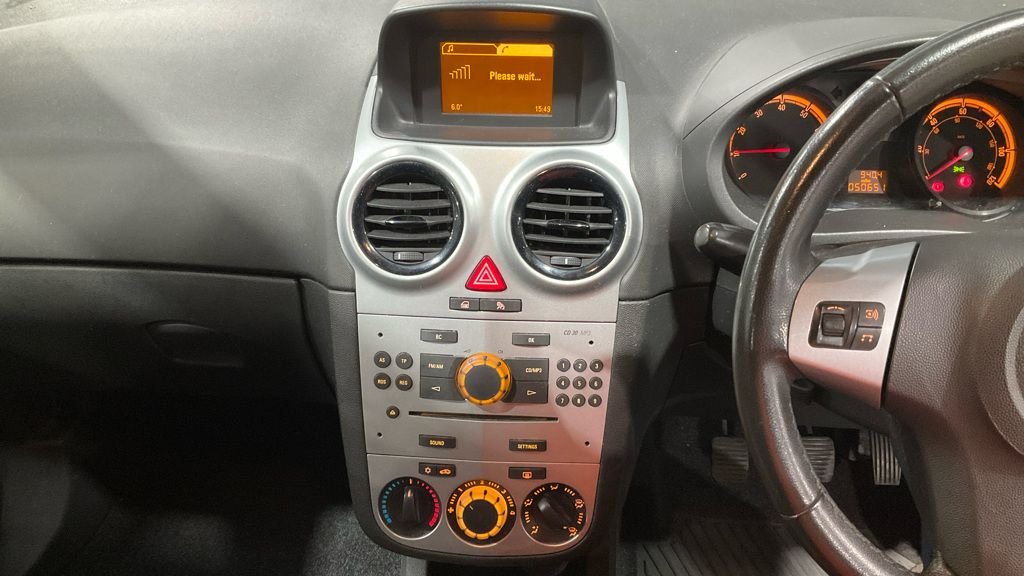 Used Vauxhall Corsa 2012 for sale - 77463998: Photo 9