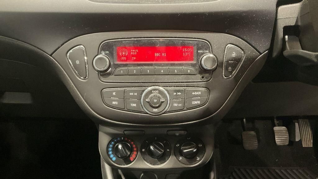 Used Mercedes-Benz A-Class 2015 for sale - 77147791: Photo 9