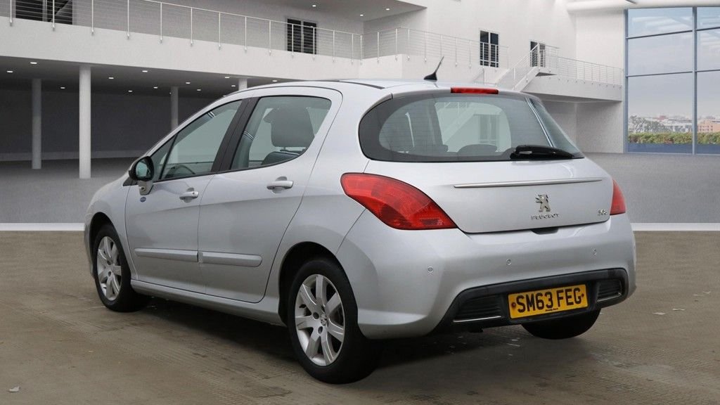Used Peugeot 308 2013 for sale - 78097011: Photo 3