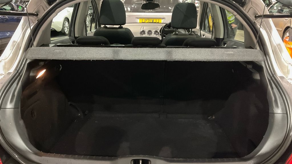 Used Peugeot 308 2013 for sale - 78097011: Photo 7