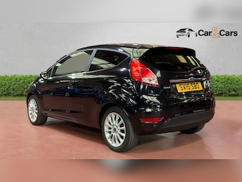 Used Ford Fiesta 2015 for sale - 79385318: Photo