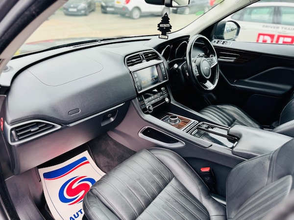 Used Jaguar F-Pace 2017 for sale - 74977687: Photo 19