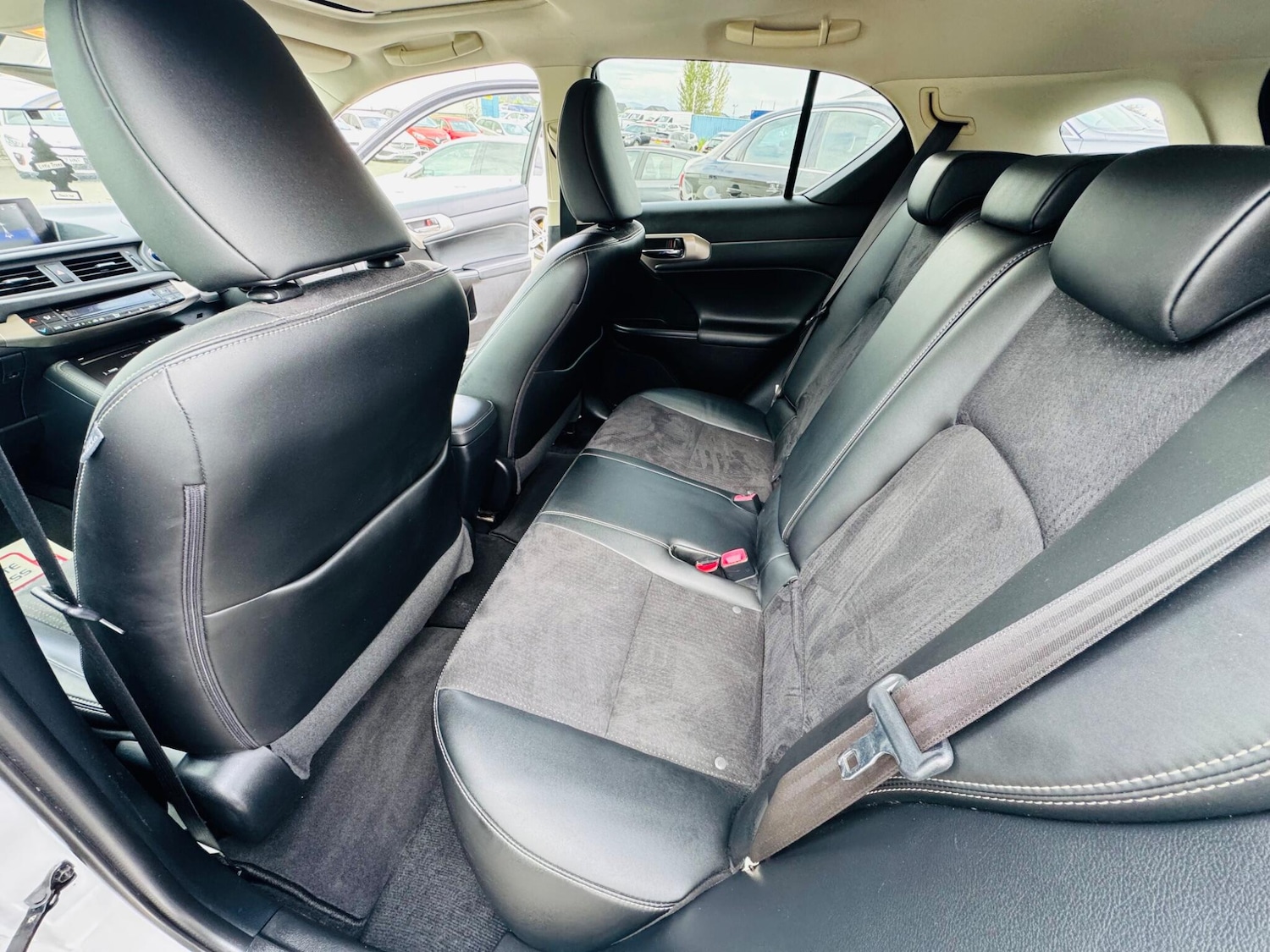 Used Lexus CT 2015 for sale - 76987710: Photo 40