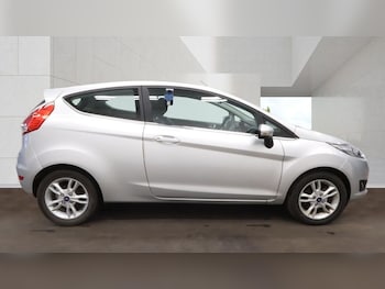Used Ford Fiesta 2016 for sale - 78875222: Photo