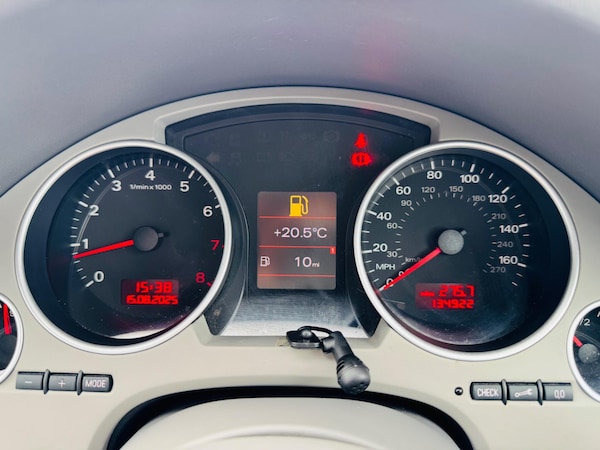 Used Audi A4 Cabriolet for sale - 75600993: Photo 25