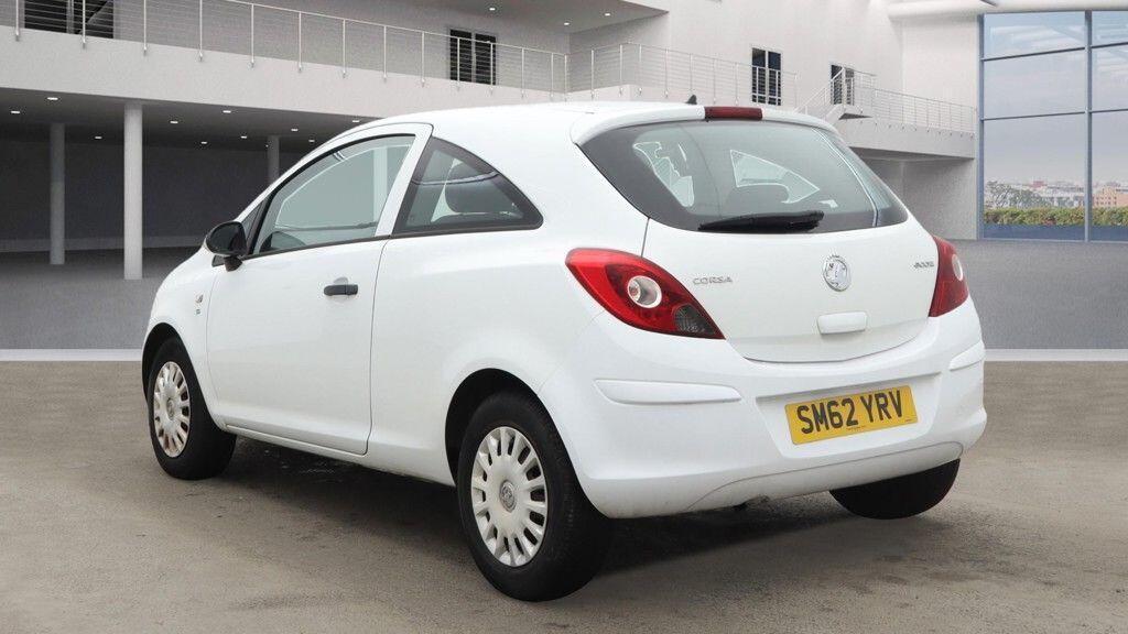 Used Vauxhall Corsa 2013 for sale - 76866012: Photo 3