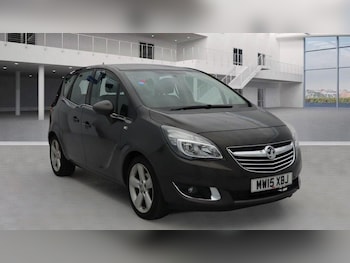 2015 (15) - 1.4i 16V Tech Line 5dr