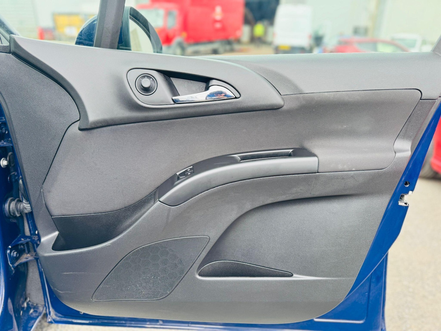 Used Vauxhall Meriva 2017 for sale - 75729678: Photo 26