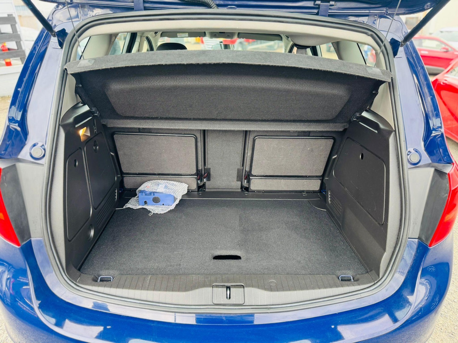 Used Vauxhall Meriva 2017 for sale - 75729678: Photo 30