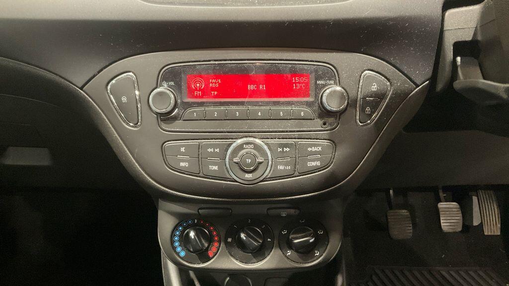 Used Vauxhall Corsa 2015 for sale - 77049906: Photo 9