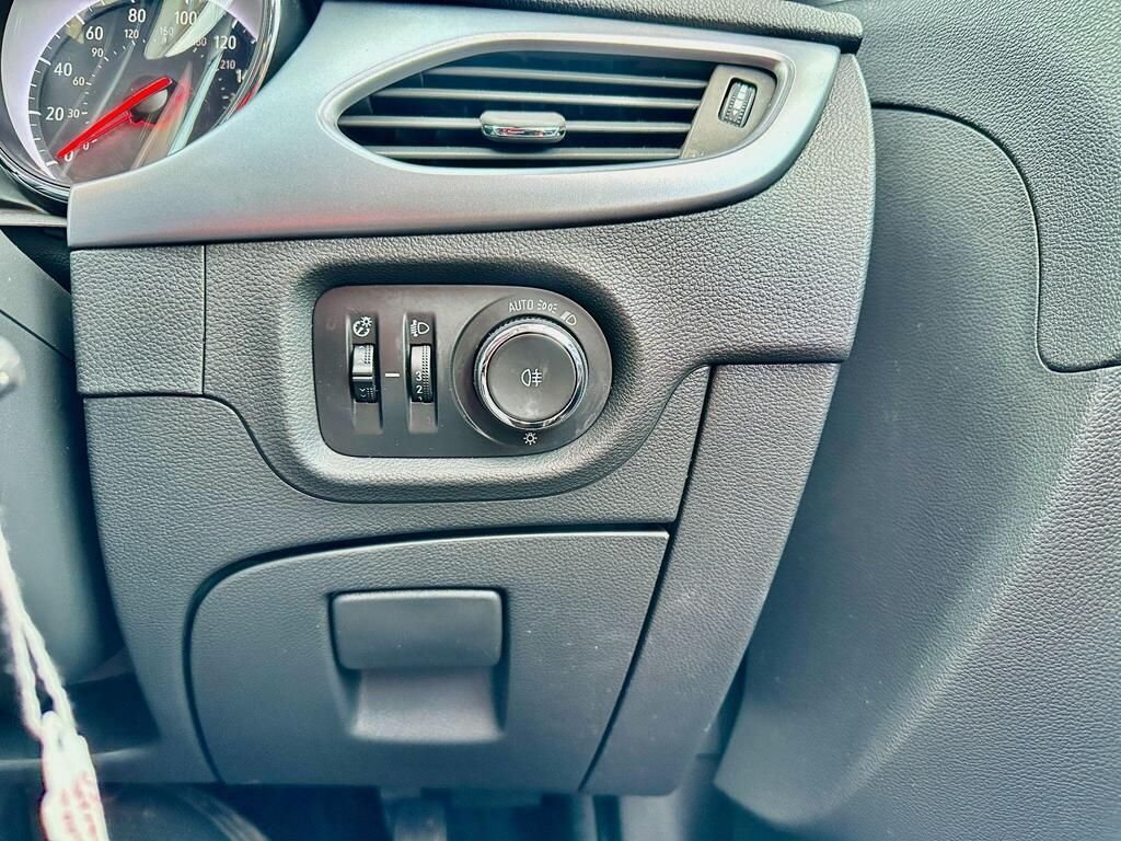 Used Vauxhall Astra 2017 for sale - 77147796: Photo 11