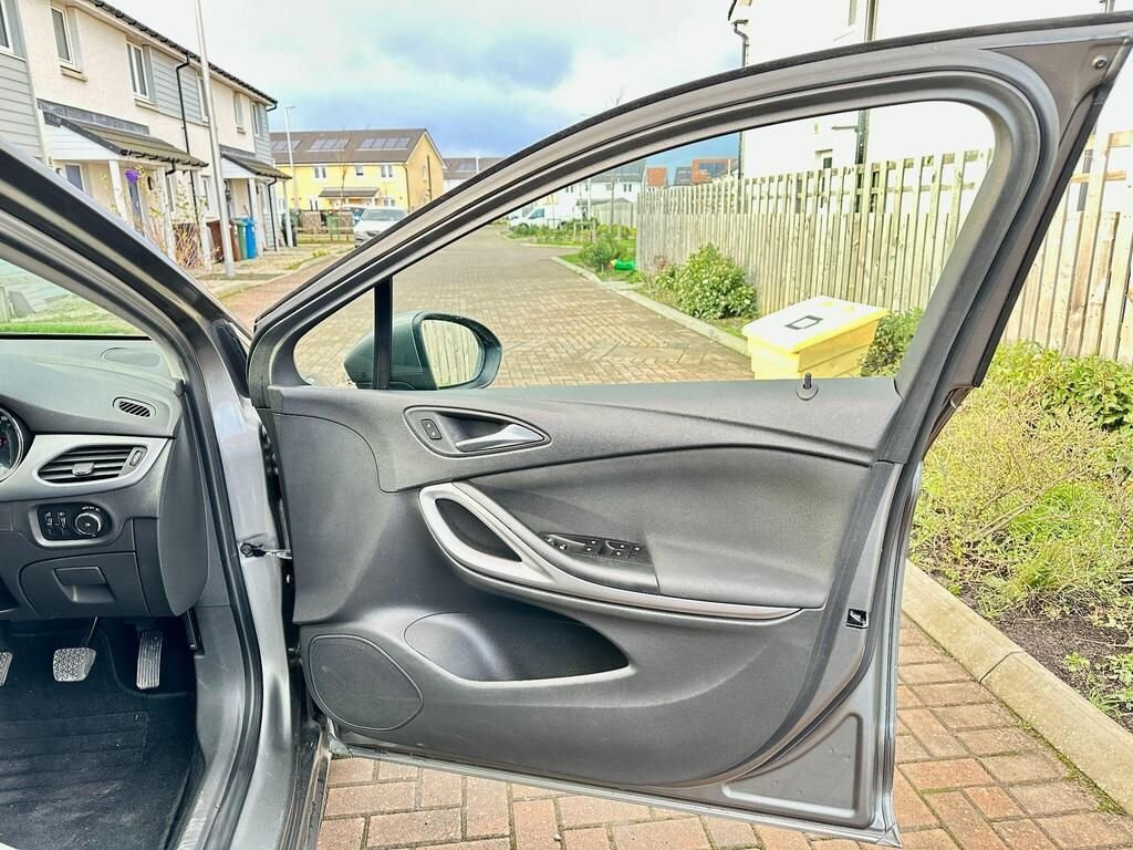 Used Vauxhall Astra 2017 for sale - 77147796: Photo 16