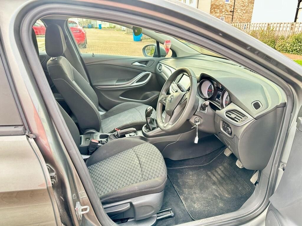 Used Vauxhall Astra 2017 for sale - 77147796: Photo 7