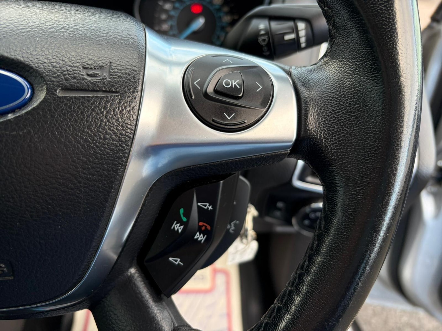 Used Ford Focus 2012 for sale - 76512372: Photo 12