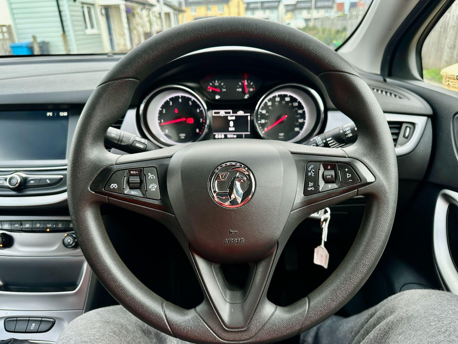 Used Vauxhall Astra 2017 for sale - 77029738: Photo 20