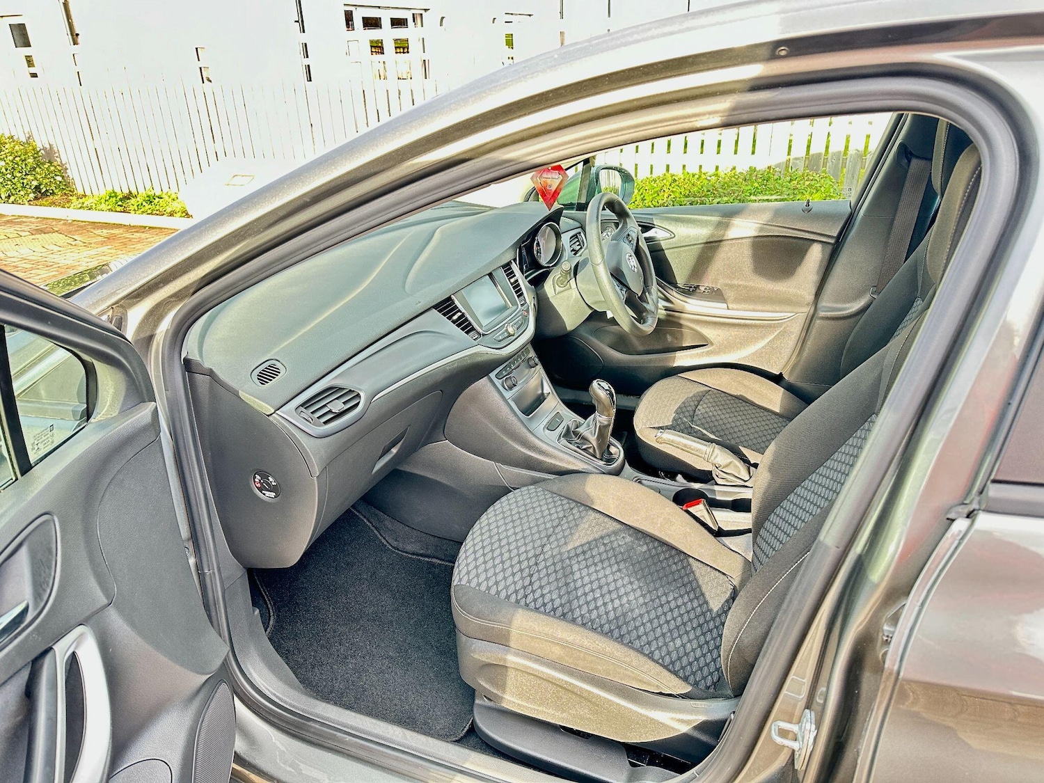 Used Vauxhall Astra 2017 for sale - 77029738: Photo 21