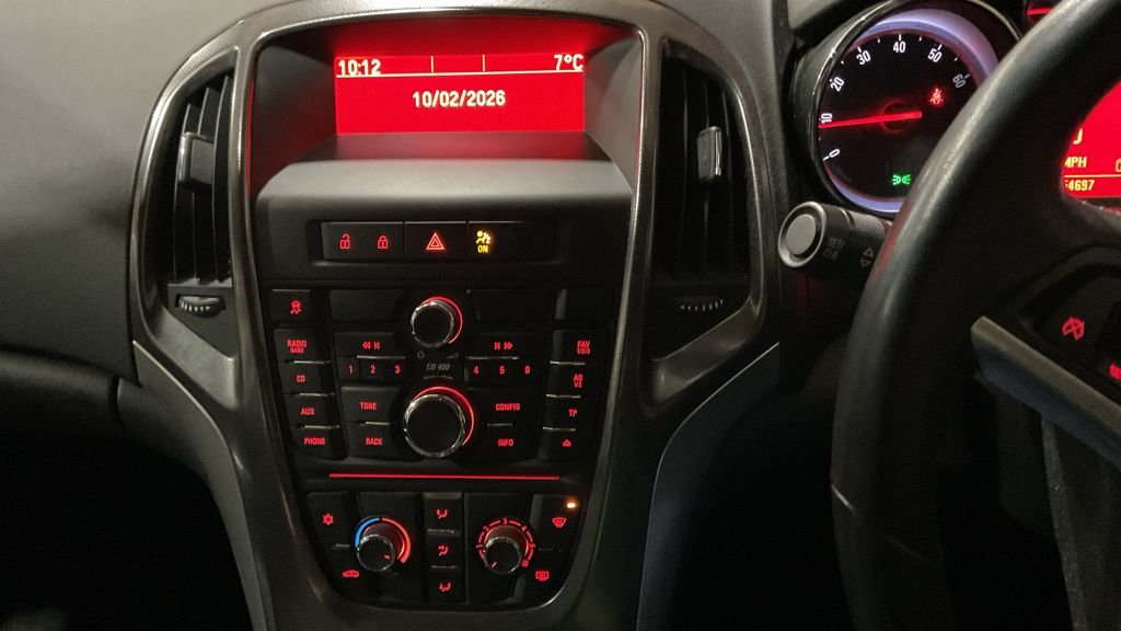 Used Vauxhall Astra 2011 for sale - 77594241: Photo 4