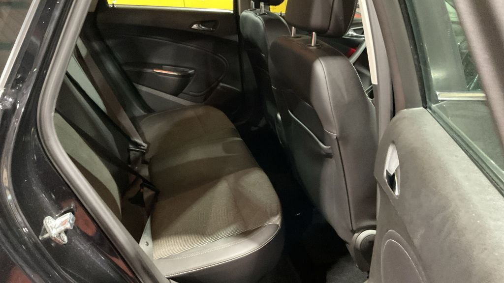 Used Vauxhall Astra 2011 for sale - 77594241: Photo 6