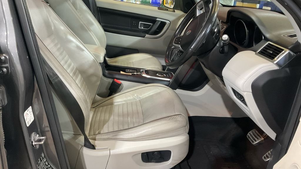 Used Land Rover Discovery Sport 2017 for sale - 78181537: Photo 9