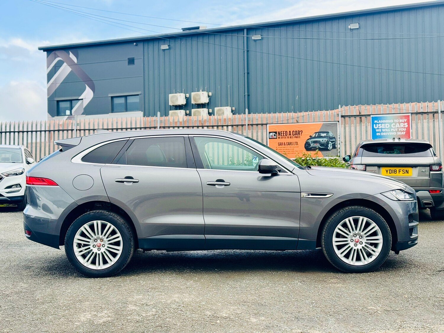 Used Jaguar F-Pace 2017 for sale - 76432474: Photo 19