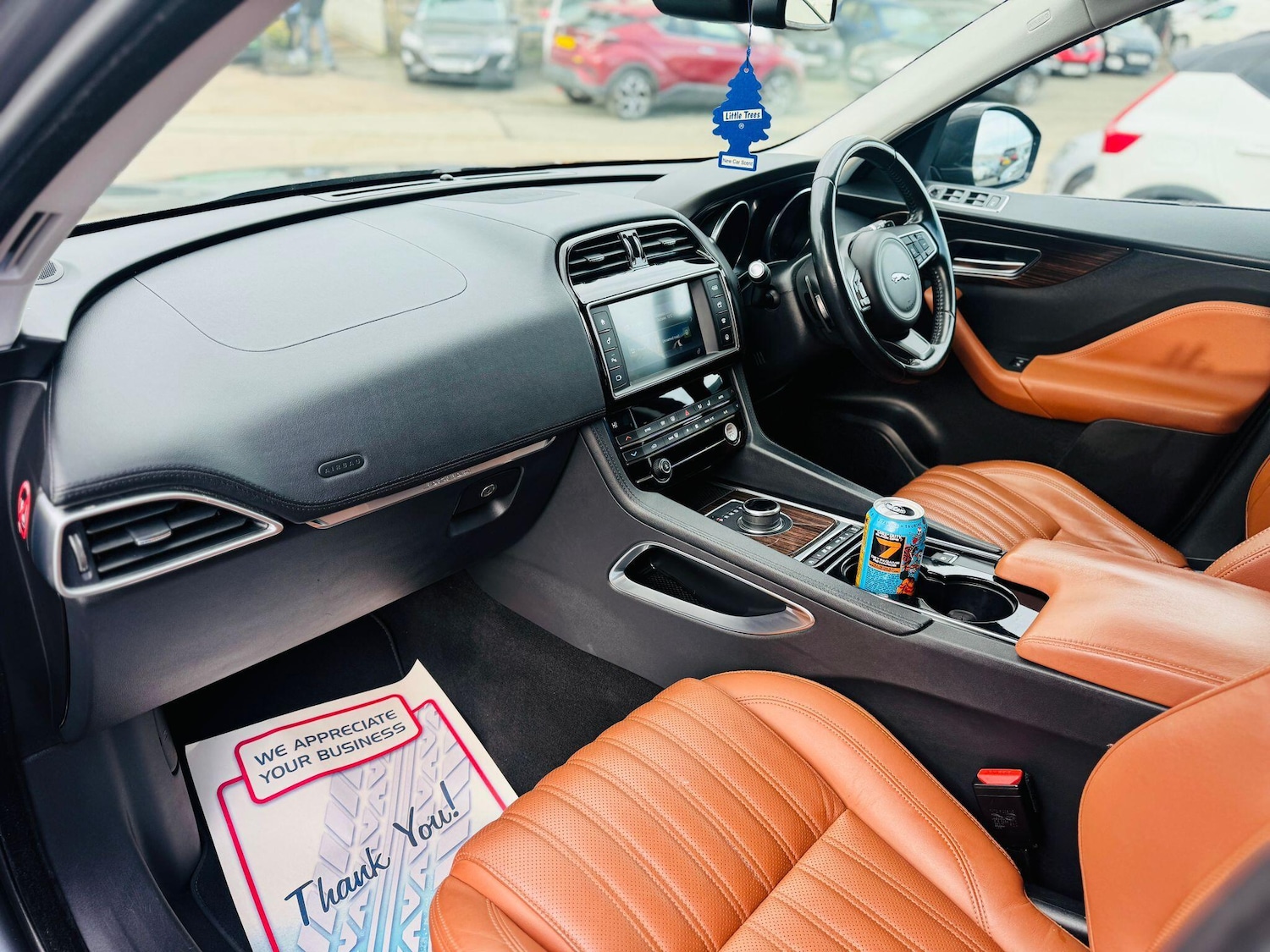 Used Jaguar F-Pace 2017 for sale - 76432474: Photo 9