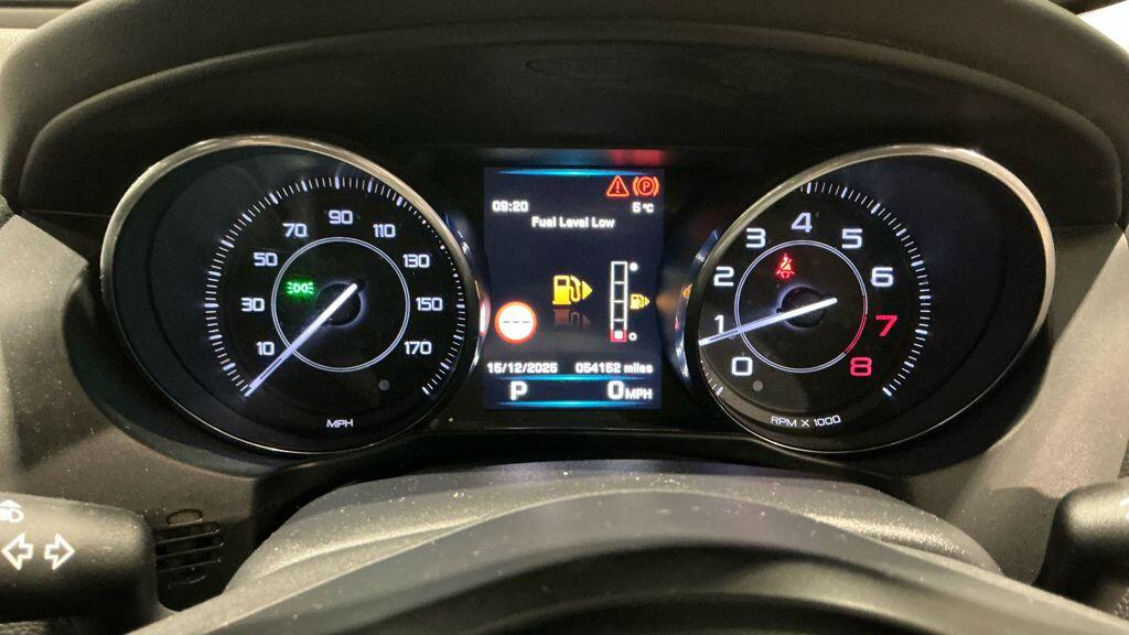 Used Jaguar XE 2015 for sale - 77108746: Photo 11