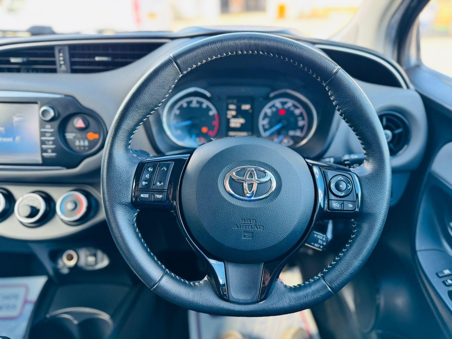 Used Toyota Yaris 2017 for sale - 76989278: Photo 16