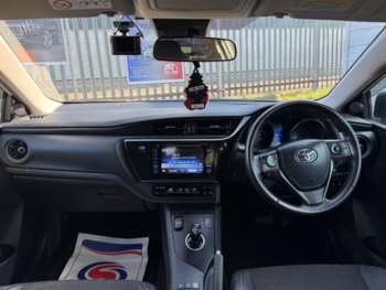 Used Toyota Auris 2016 for sale - 73765502: Photo